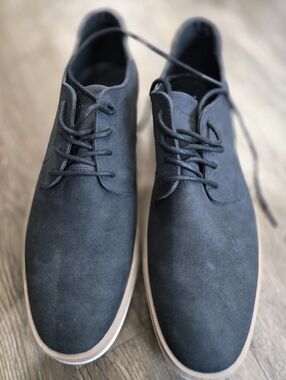 Perry Ellis Black Lace-Up Derby Shoes